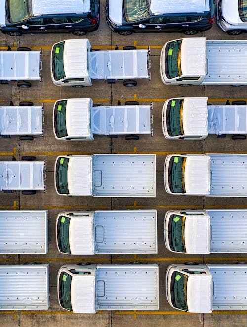 fleet-of-trucks