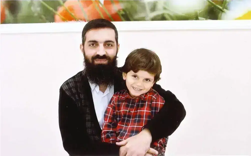 Halis Bayancuk ve Oğlu Muhammed Hanzala