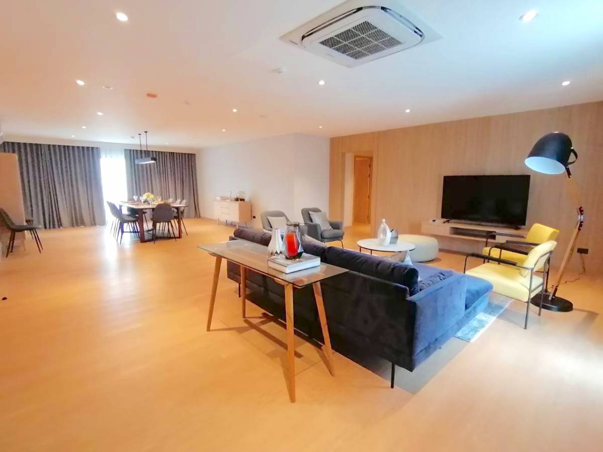 3-Bedroom Pet-Friendly Residence Ekkamai, Phra Khanong 2