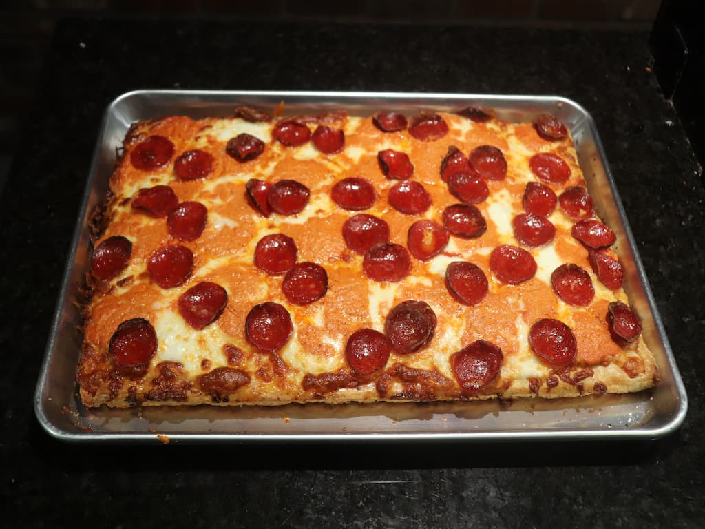 Madison Square (Vodka Pepperoni) Pie (16")