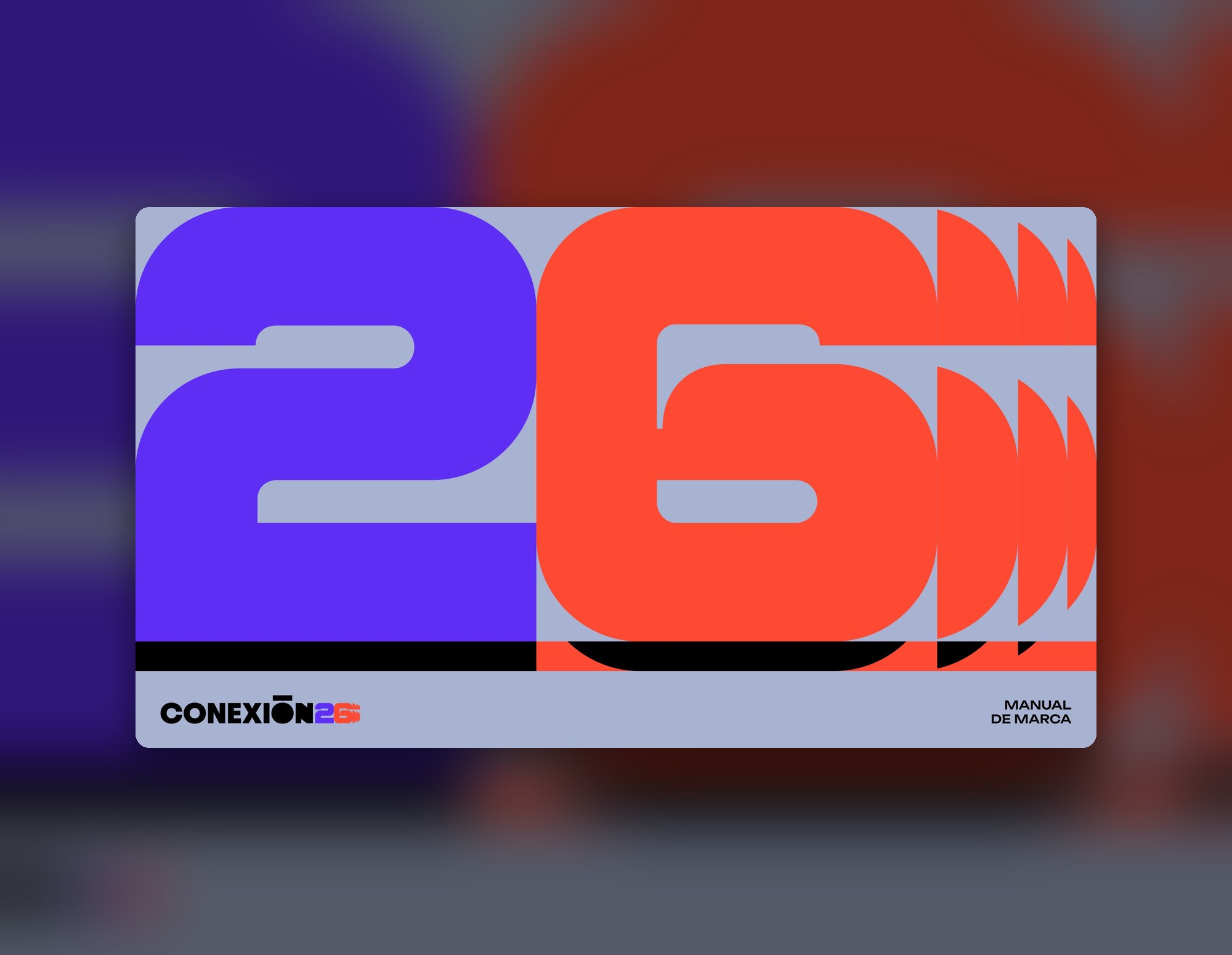 Portada del manual de marca de Conexión 2026 con el número 26 en tipografía expansiva morada y naranja