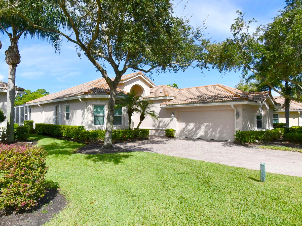 2022 Roof Replacement in Clubside, PGA Village, Port St Lucie with Westlake Estate S Tile in Destin Blend