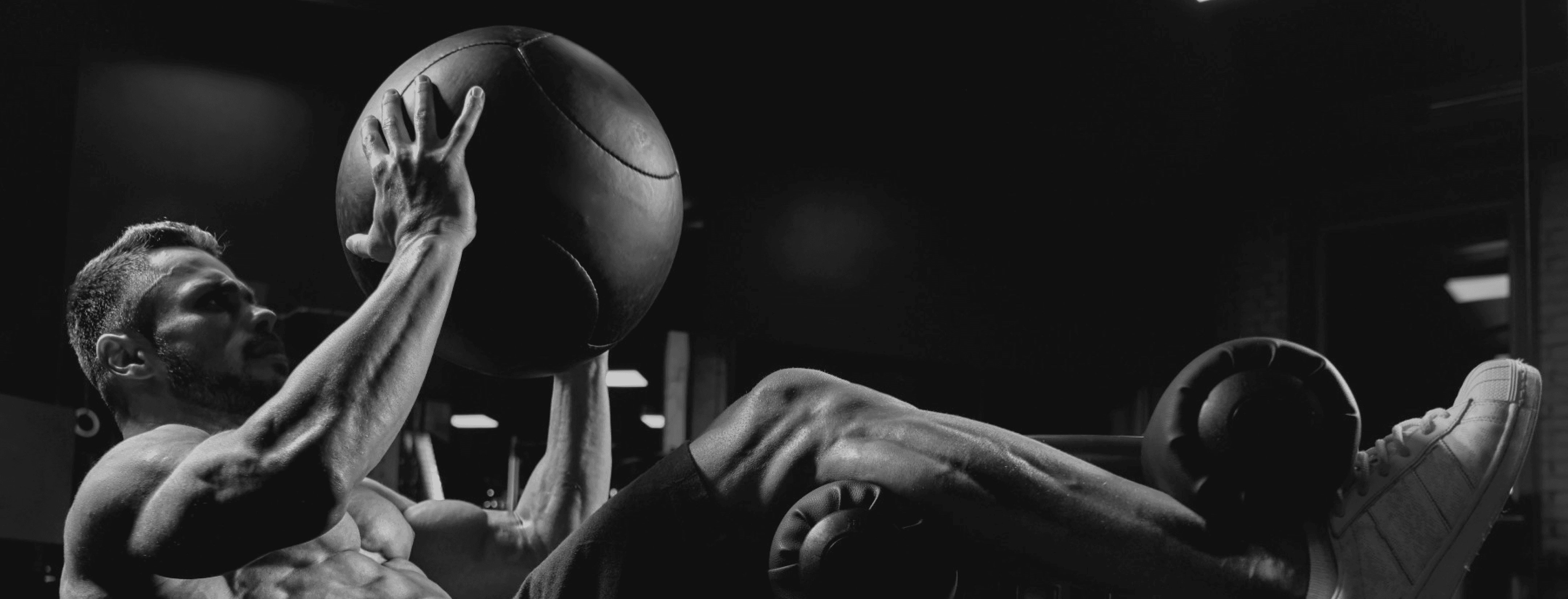 Fit man training for strength and endurance