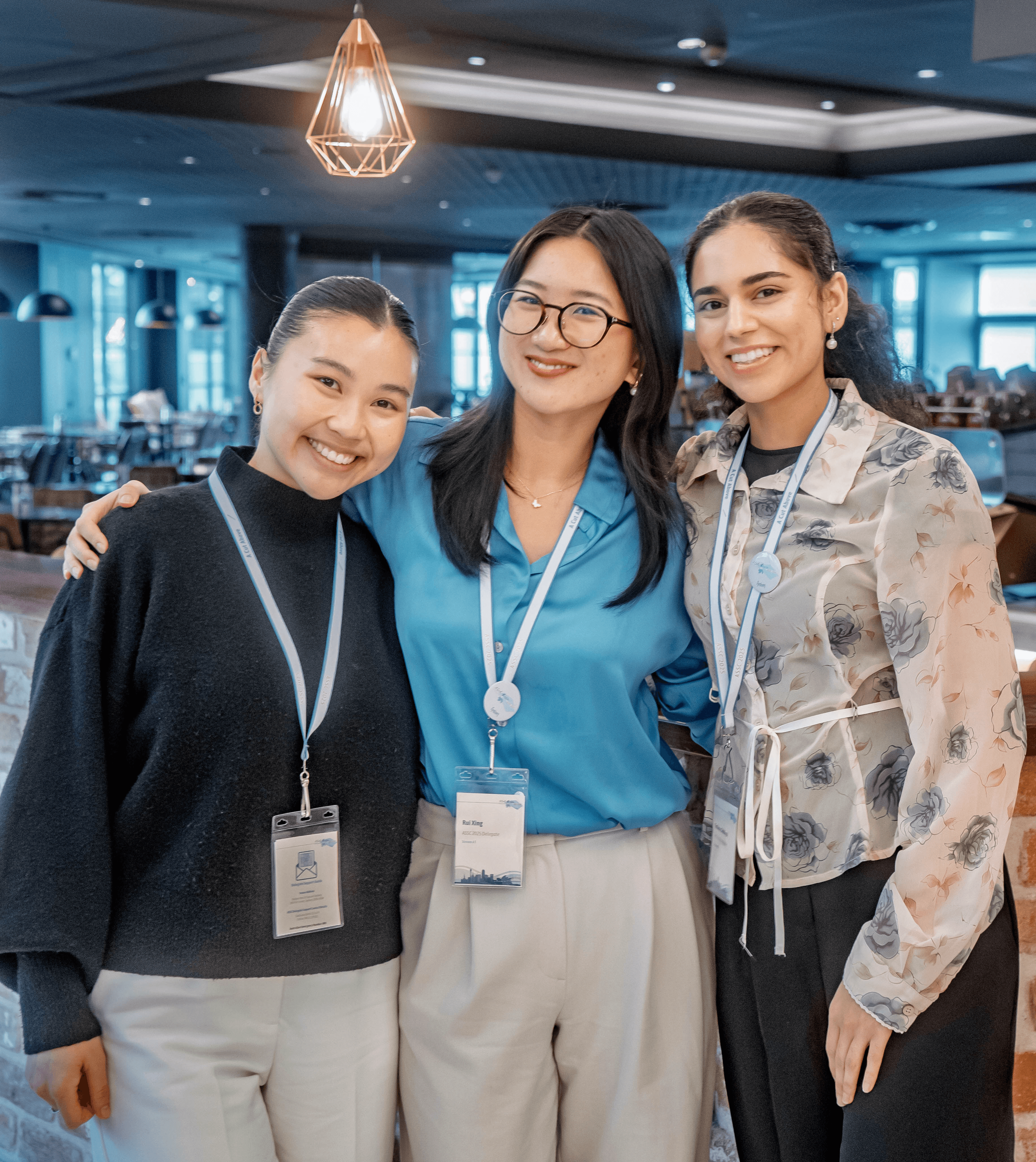 3 attendees gathered.