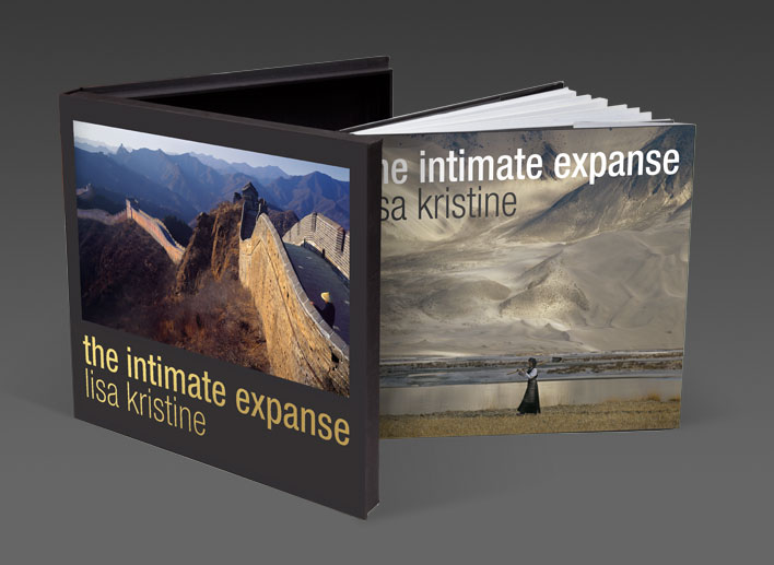 Intimate Expanse expresses the great and awe inspiring environment in which people live. The Intimate Expanse invites you, page by page, on a boundless journey of discovery that is as captivating as it is unforgettable.