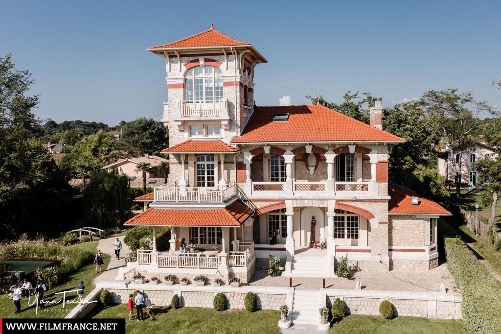 La Villa Tosca Landes