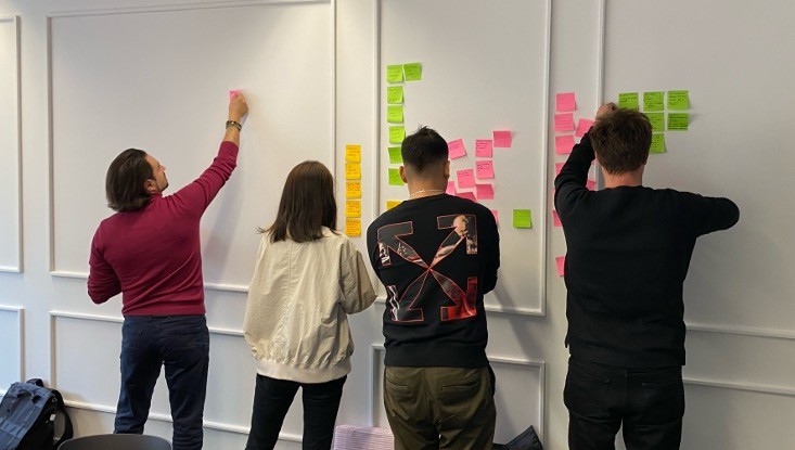 Brainstorming in Paris