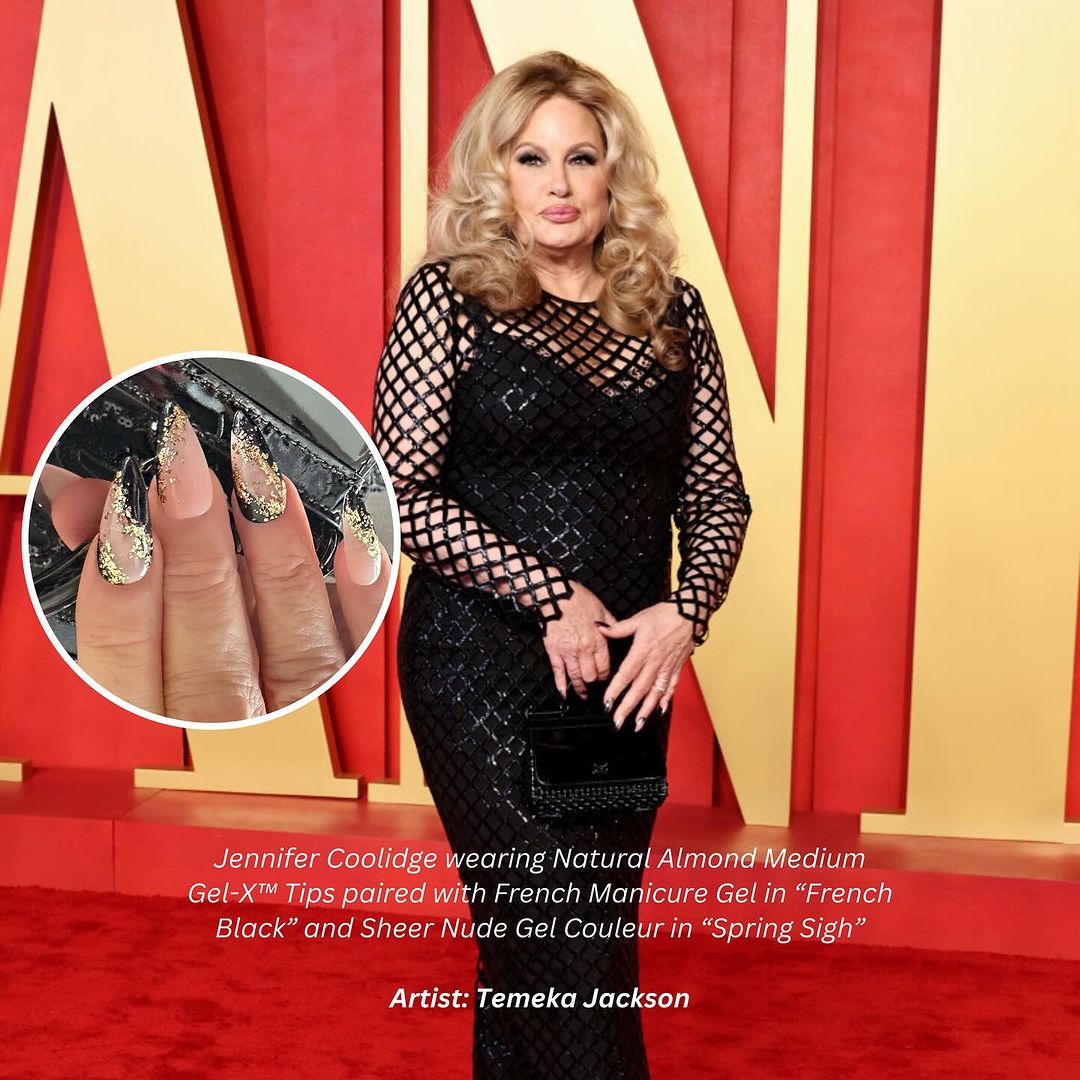 jennifer coolidge nails