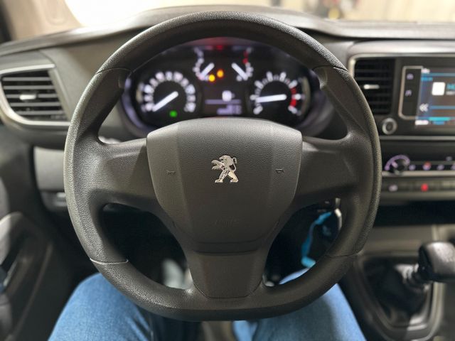 Fahrzeug Gebrauchtwagen - Galeriebild 12