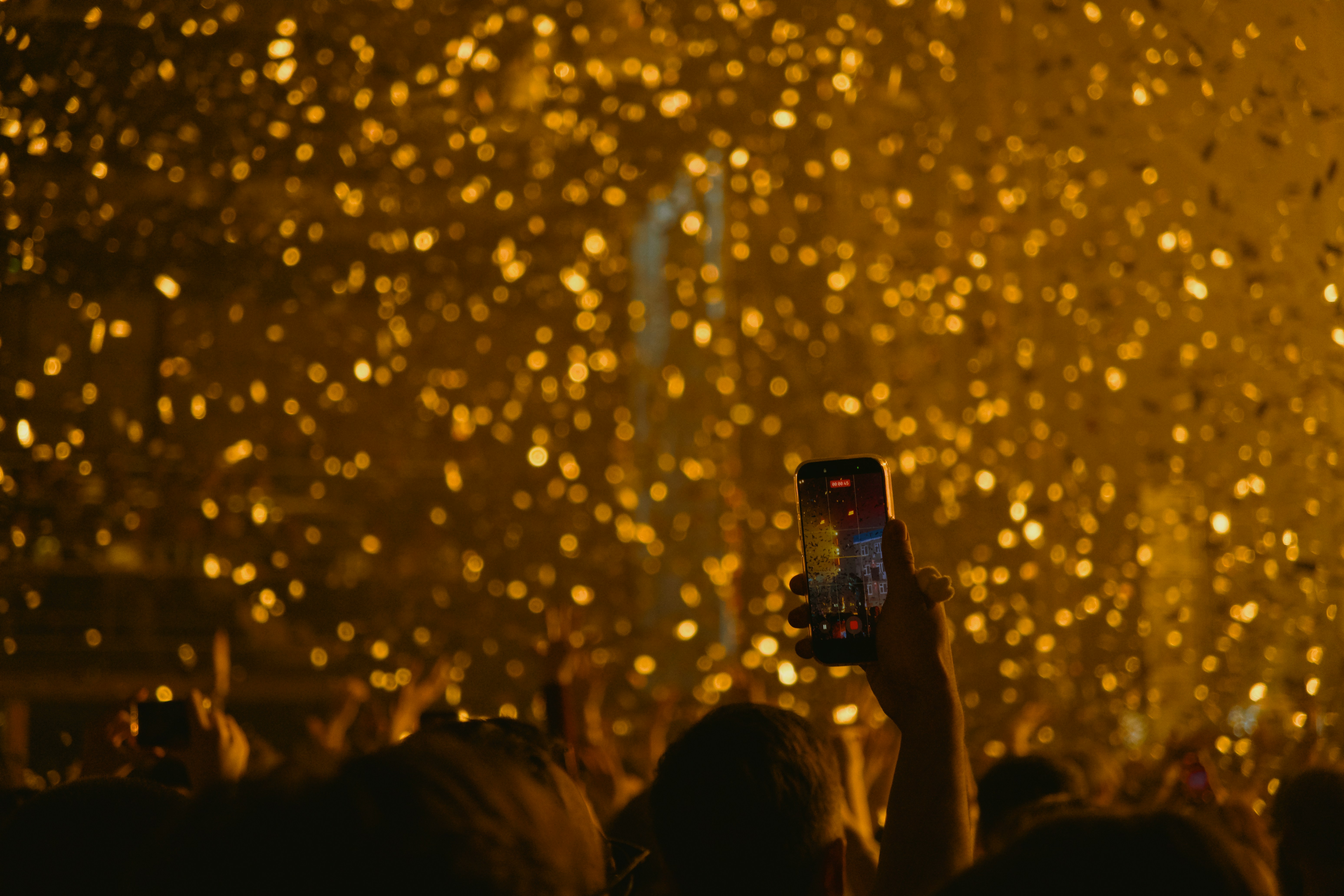 How to Choose the Right Live Music for Your Event Atmosphere