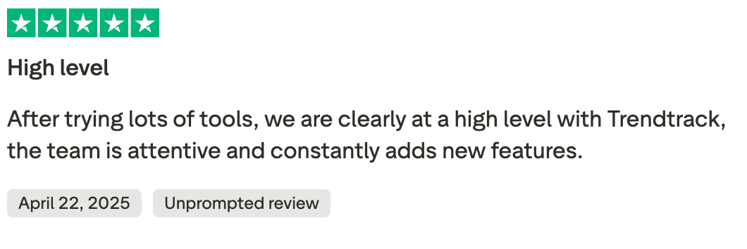 Five-star review praising Trendtrack’s high performance and regular updates