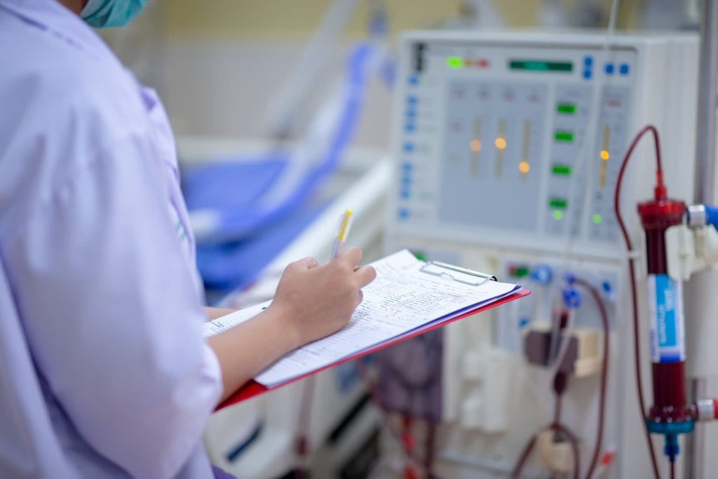 Dialysis,Nurse,Are,Checking,Dialysis,Machine,Before,Hemodialysis,Replacement,Kidney