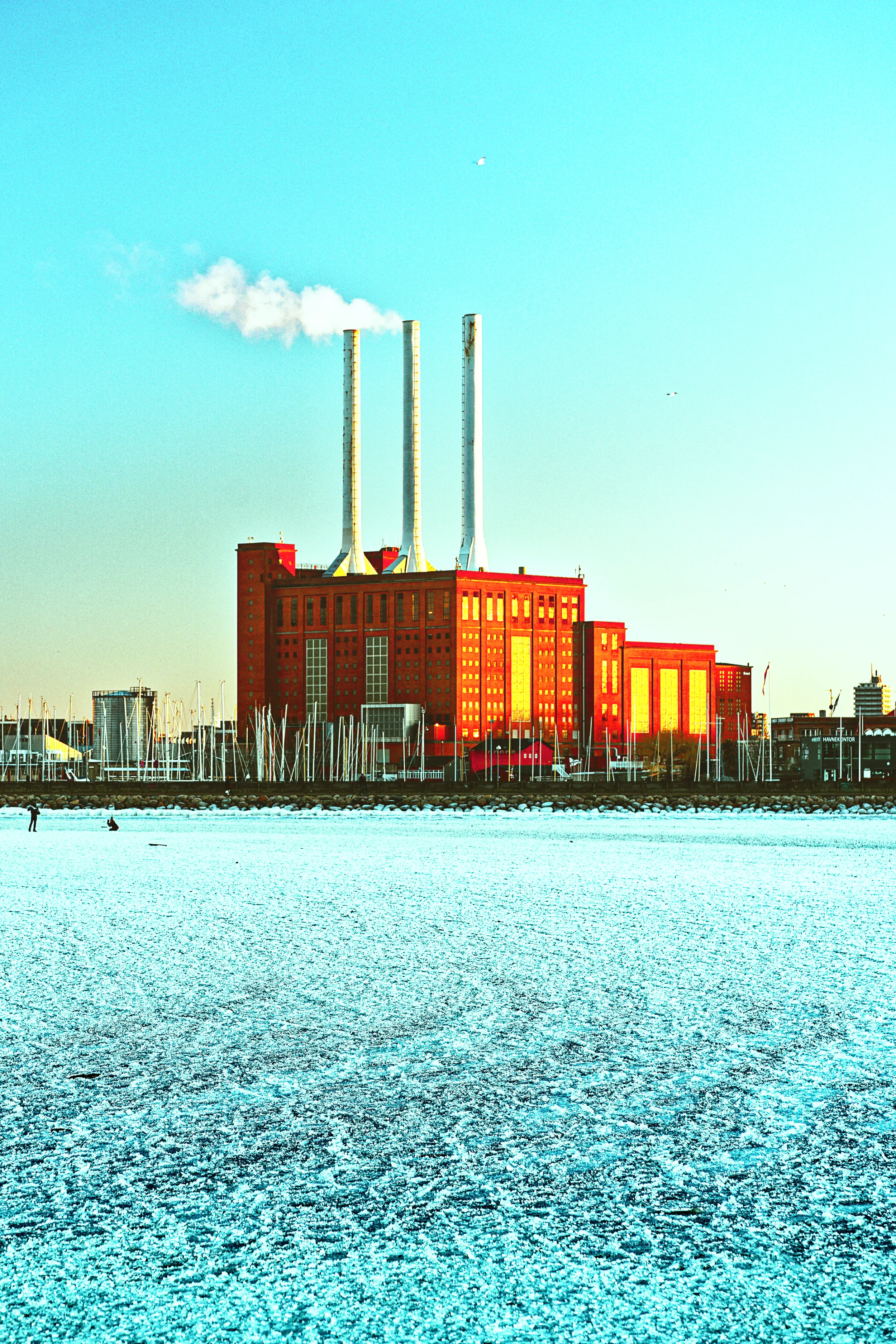 Photographie d'architecture esthétisant les lignes de construction pour une composition photographique très graphique, visuellement harmonieuse et impactante