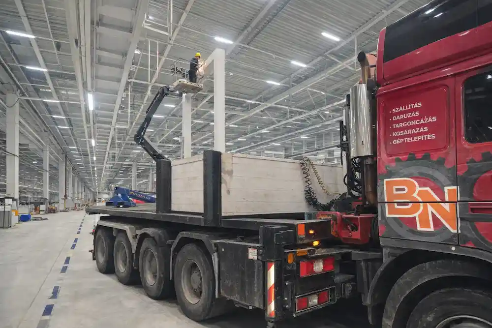 Kosaras emelővel történő személyemelés