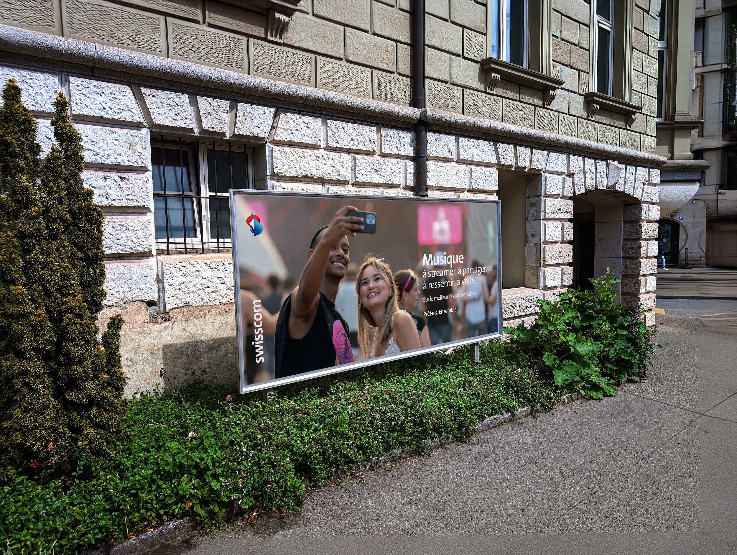 Board blue Music on streets