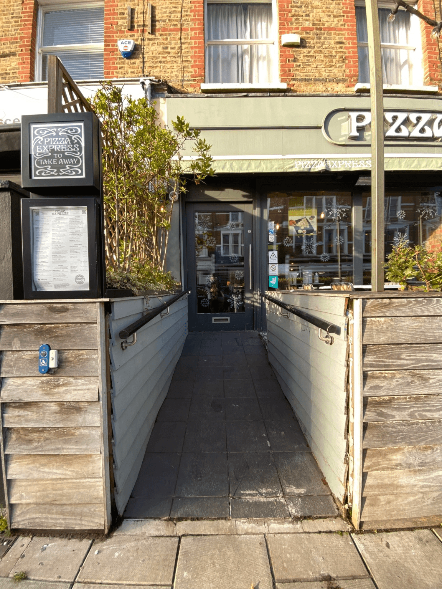 View of a pathway with a permanent ramp 