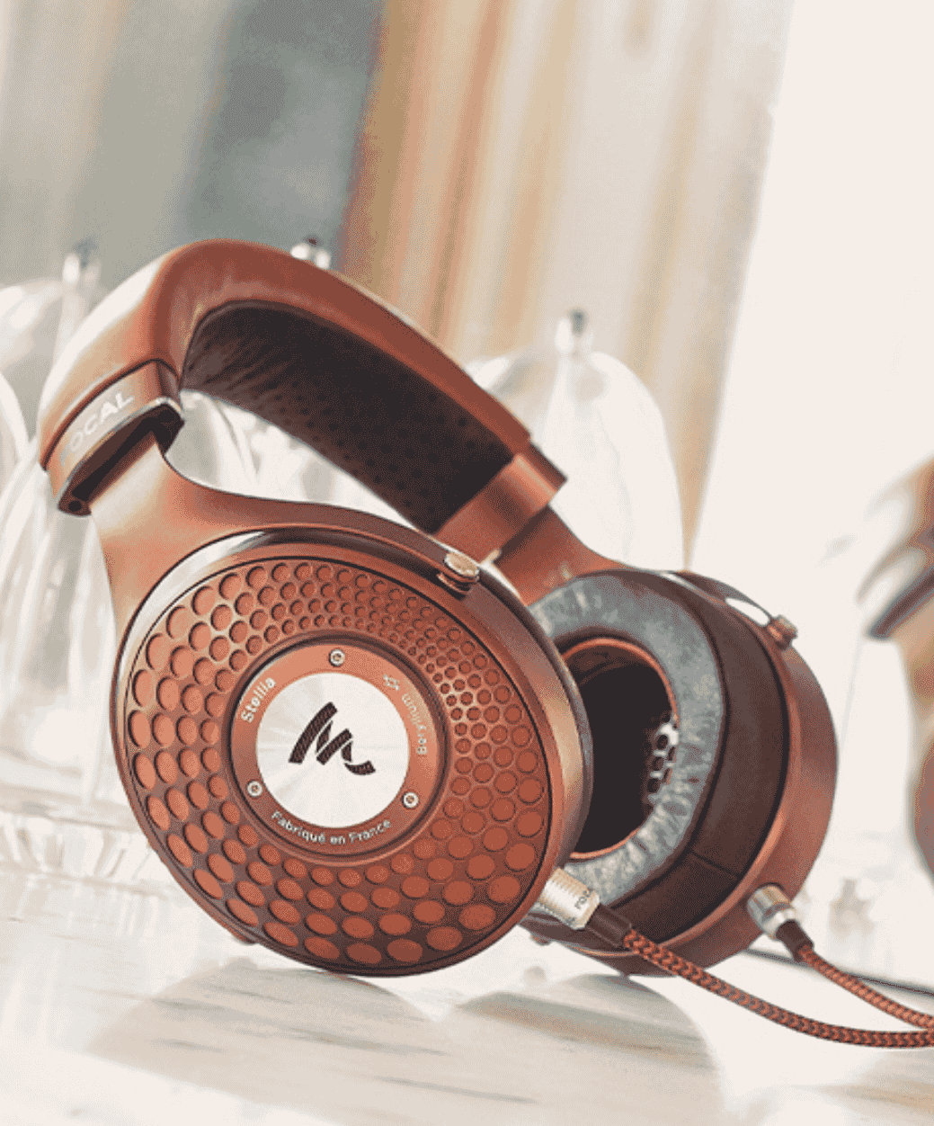Focal Casque Stellia  lifestyle - LE STUDIO HIFI 