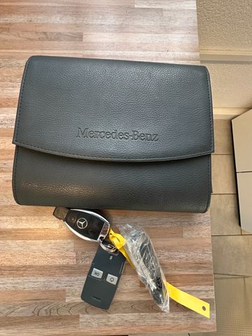 MERCEDES-BENZ Viano 2011 WHITE Gebrauchtwagen - Galeriebild 16