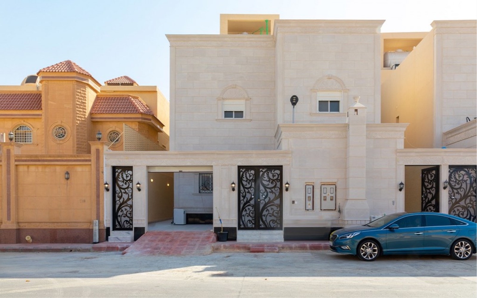 Al Malqa Lifestyle and Convenience