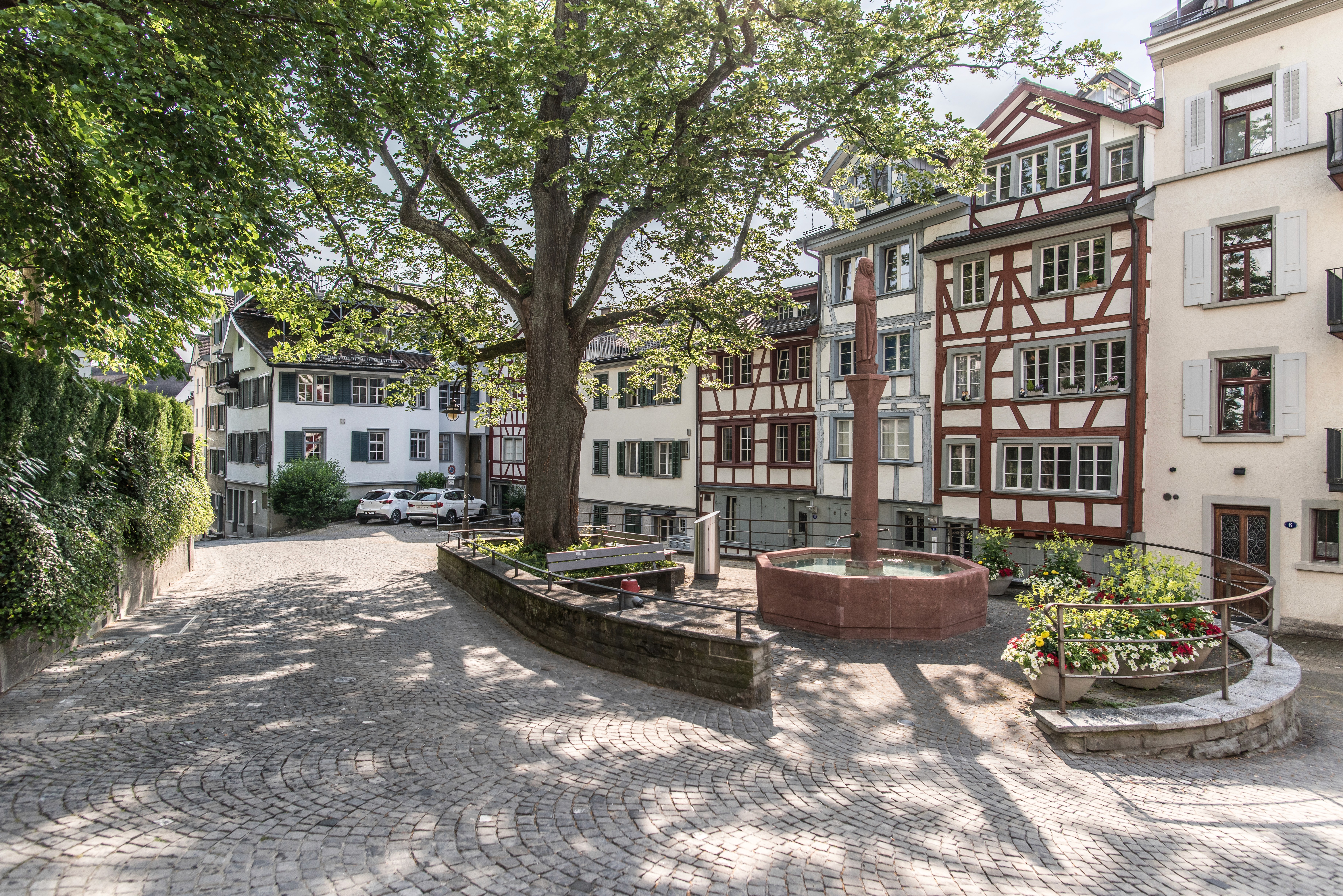 Badezimmer Dachwohnung Normalkonsum