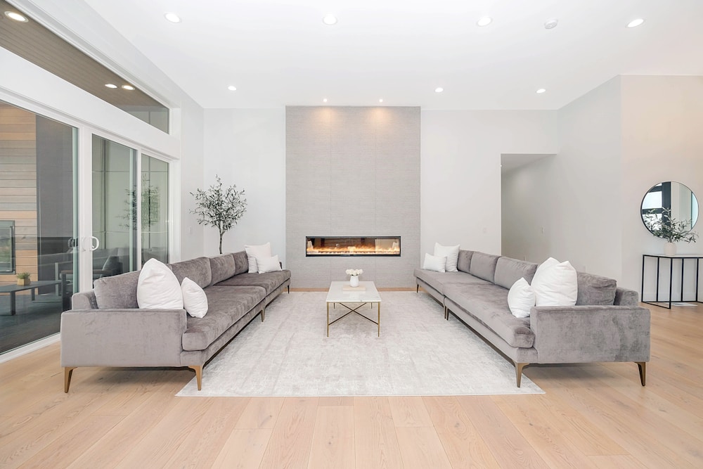 Open Lounge — real estate photography