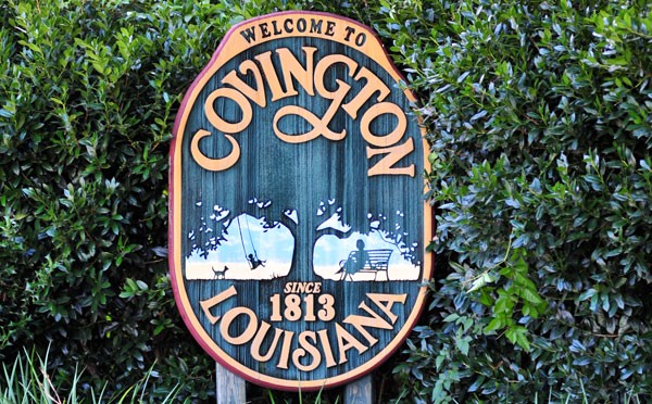 Welcome to Covington Louisiana sign