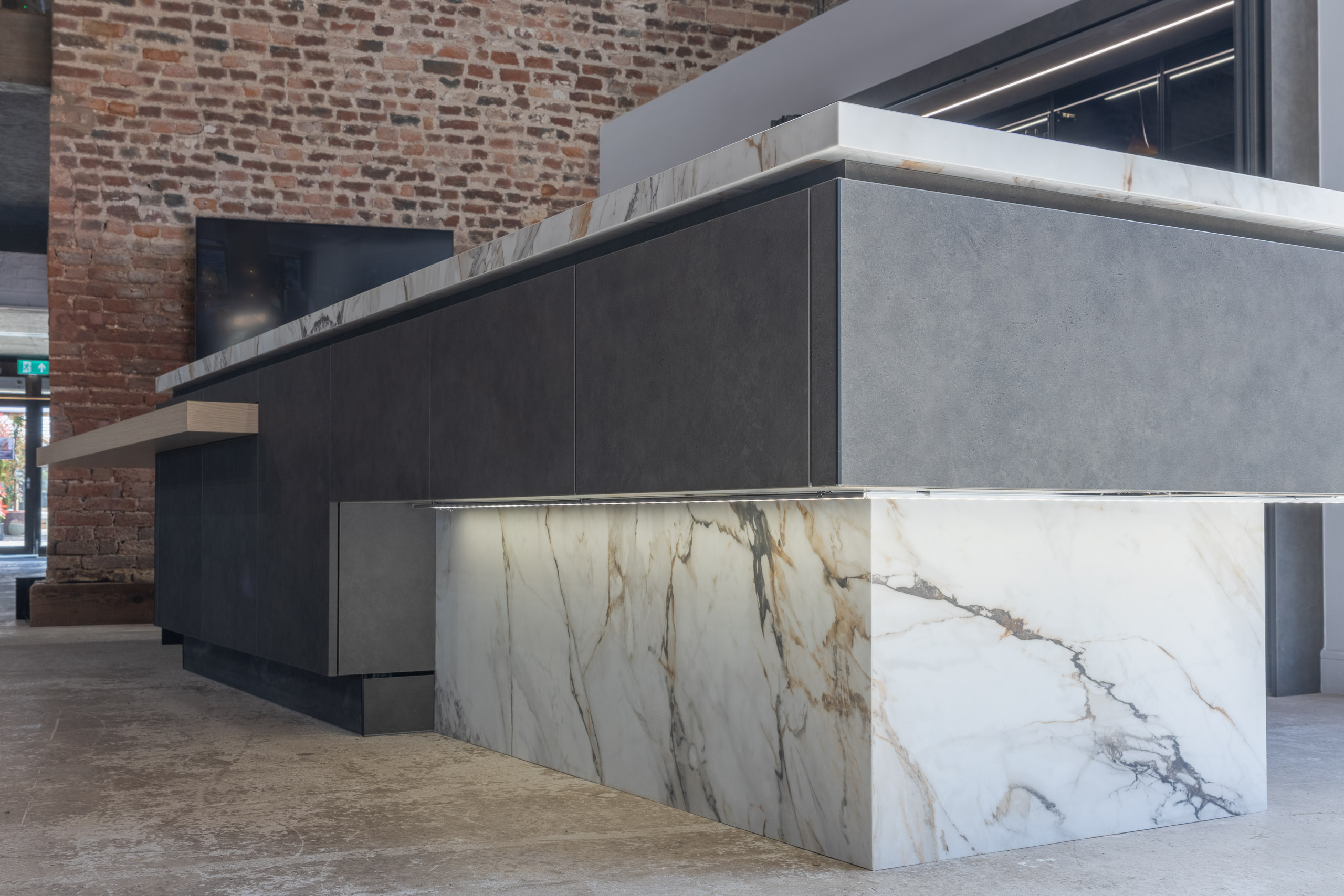 blue shaker kitchen with quartz worktops in chinley derbyshire