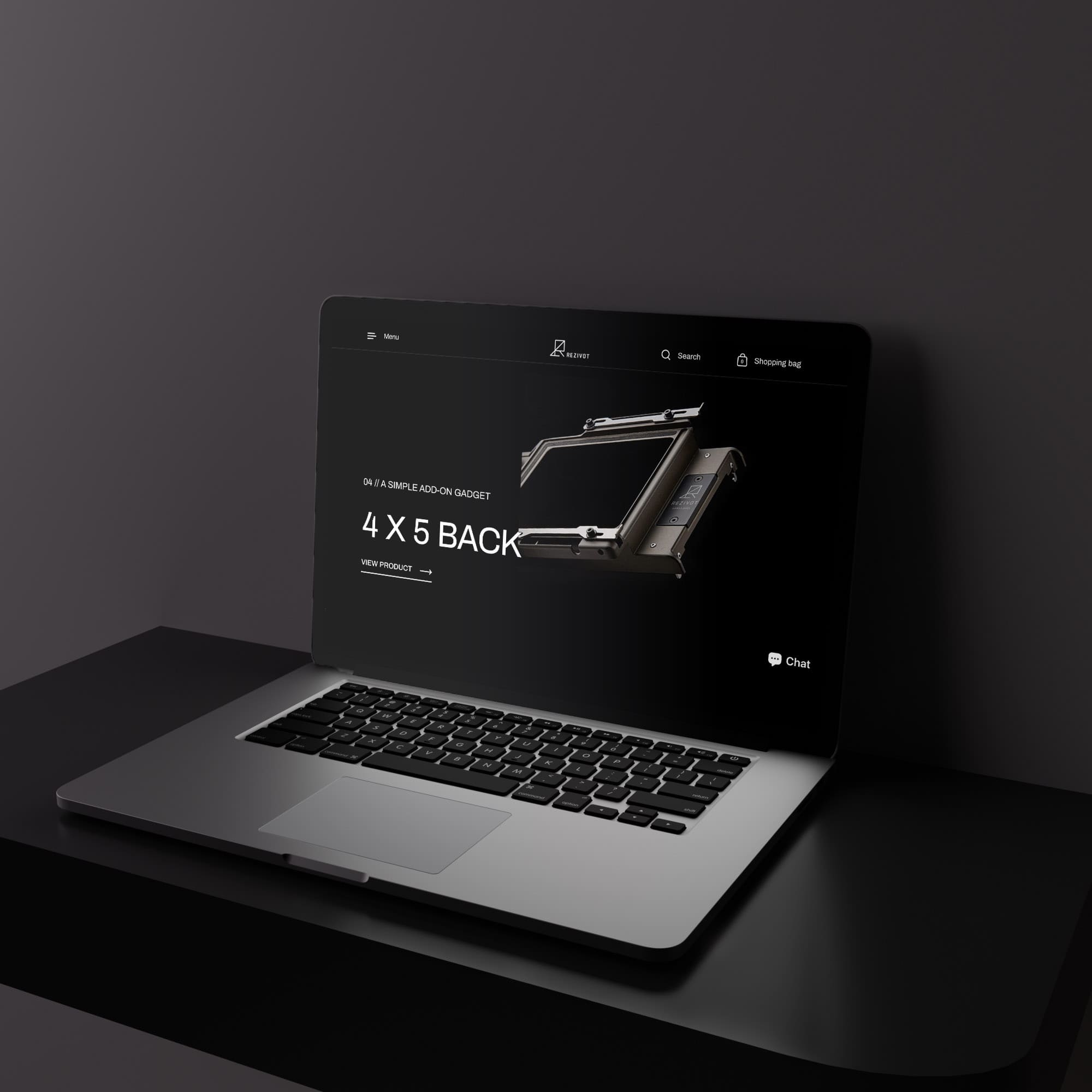 這張圖像展示了Rezivot的網站產品頁面，設計以黑色背景和白色文字為主。