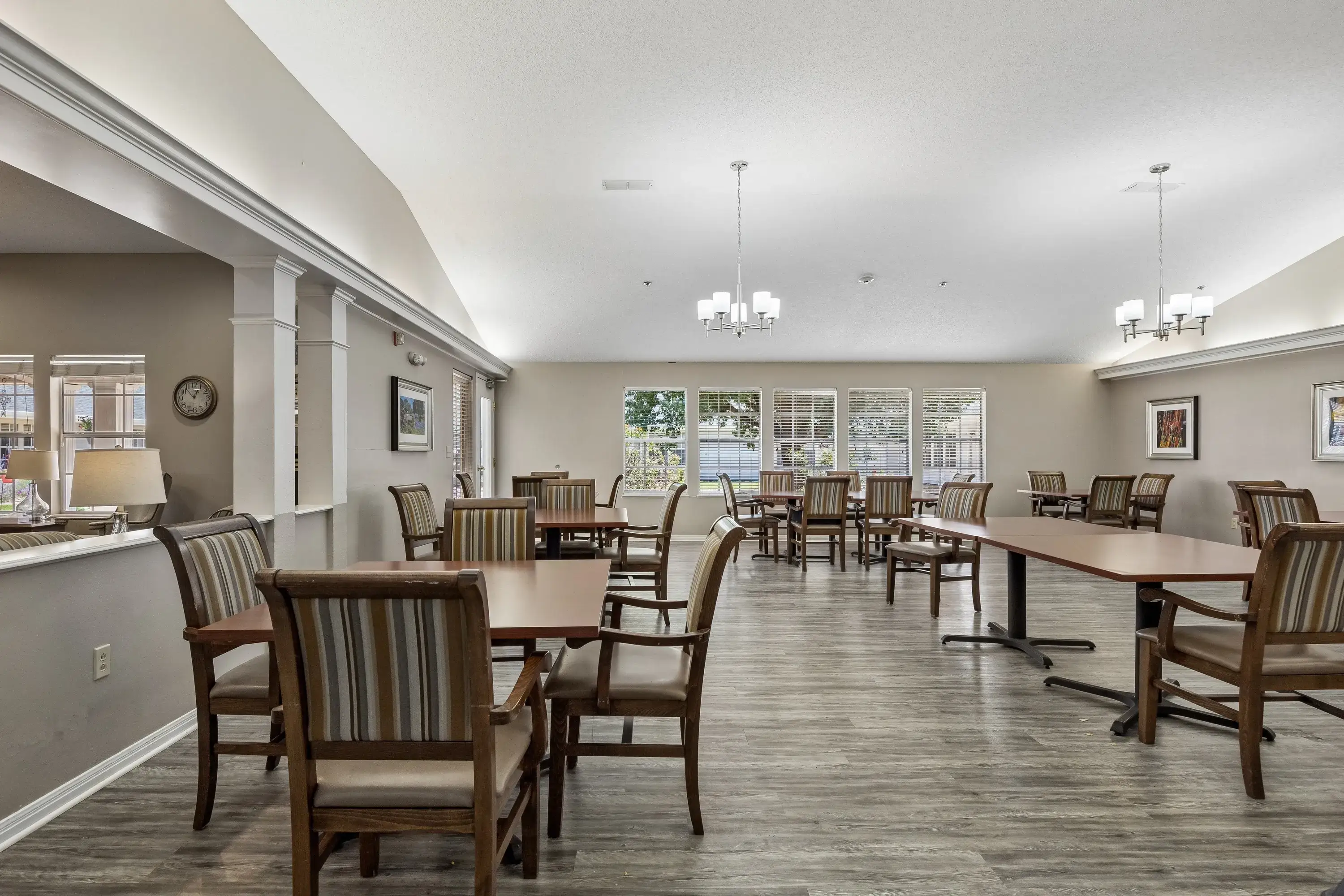 Hickory Terrace community photo 1