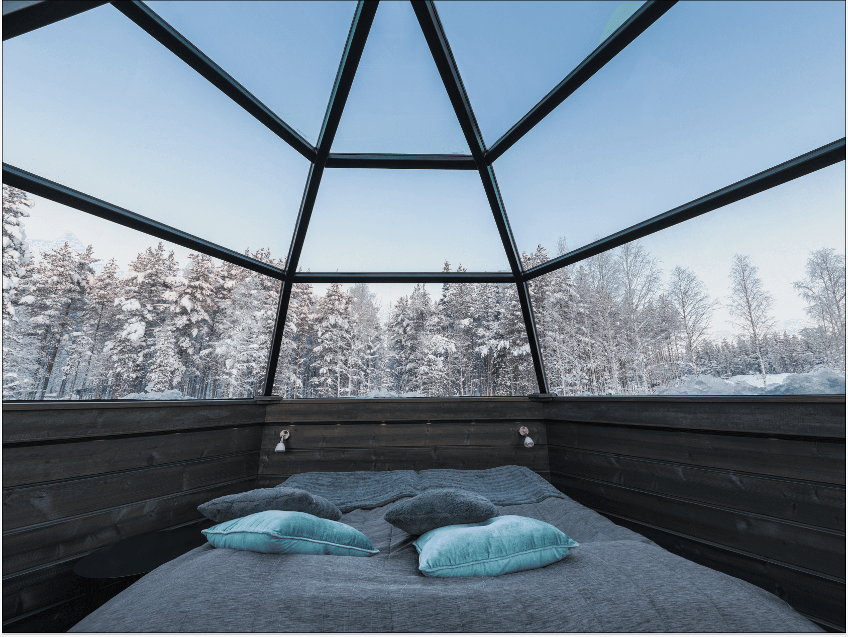 Arctic Snowhotel & Glass Igloos