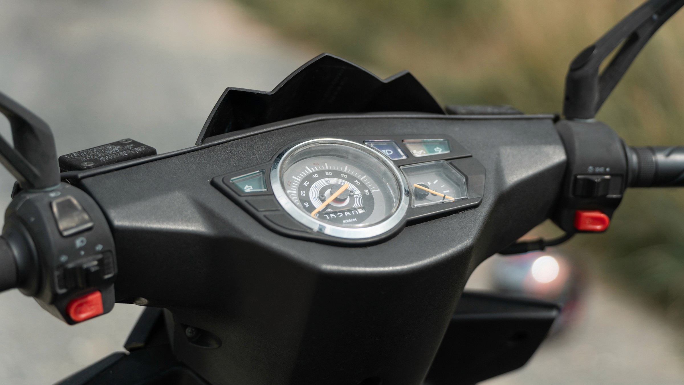 Cockpit des Herkules Matador – einfache und übersichtliche Instrumente für die AM-Ausbildung.