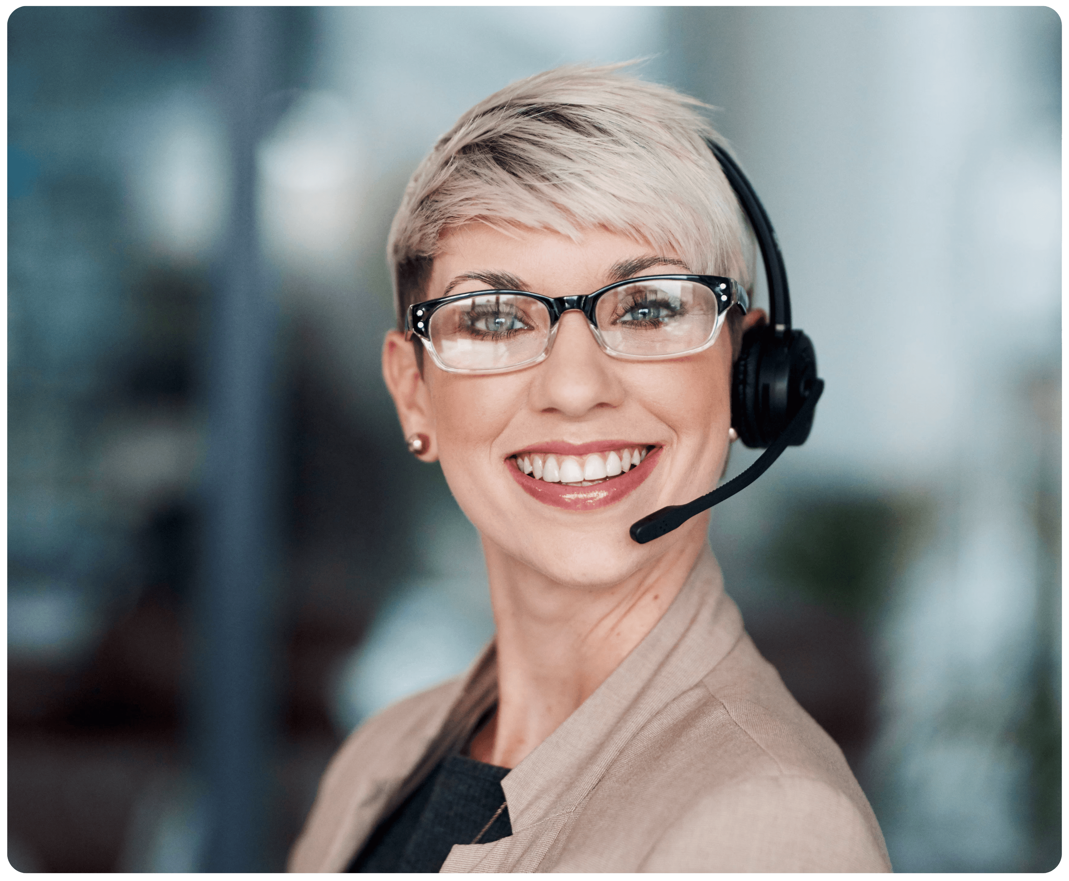 Call center professional supporting IT leaders and software vendors