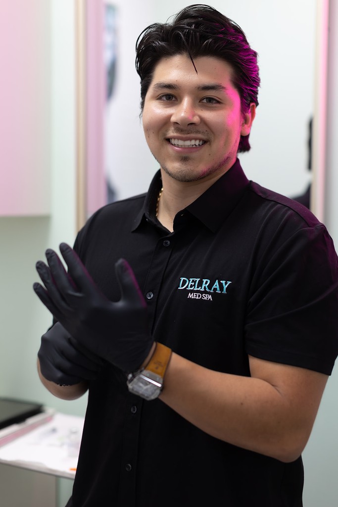 delray med spa employee