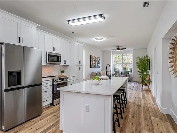 Hawthorn house living room
