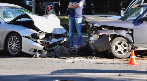 scene of head on car accident