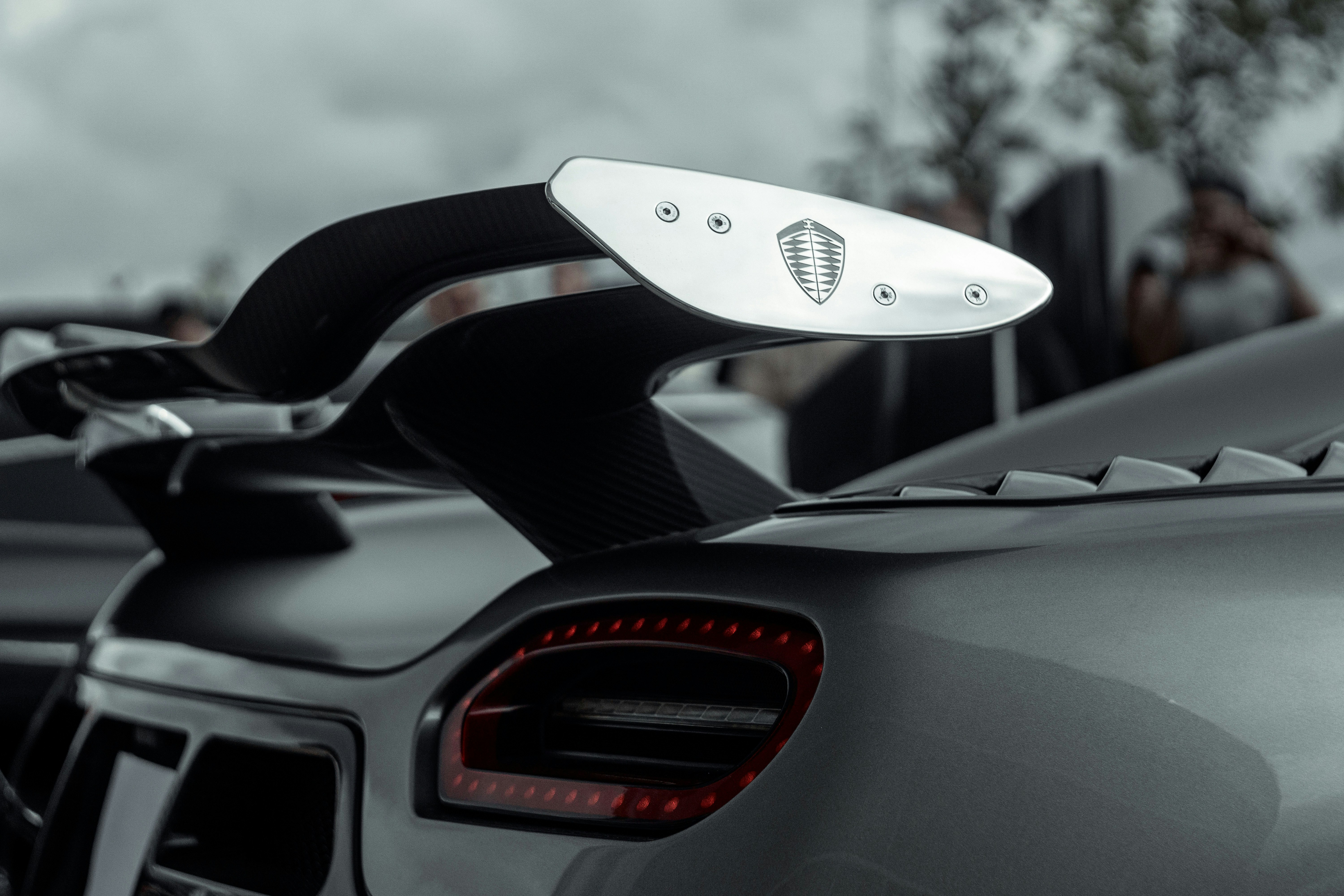 a close up of the tail light of a sports car