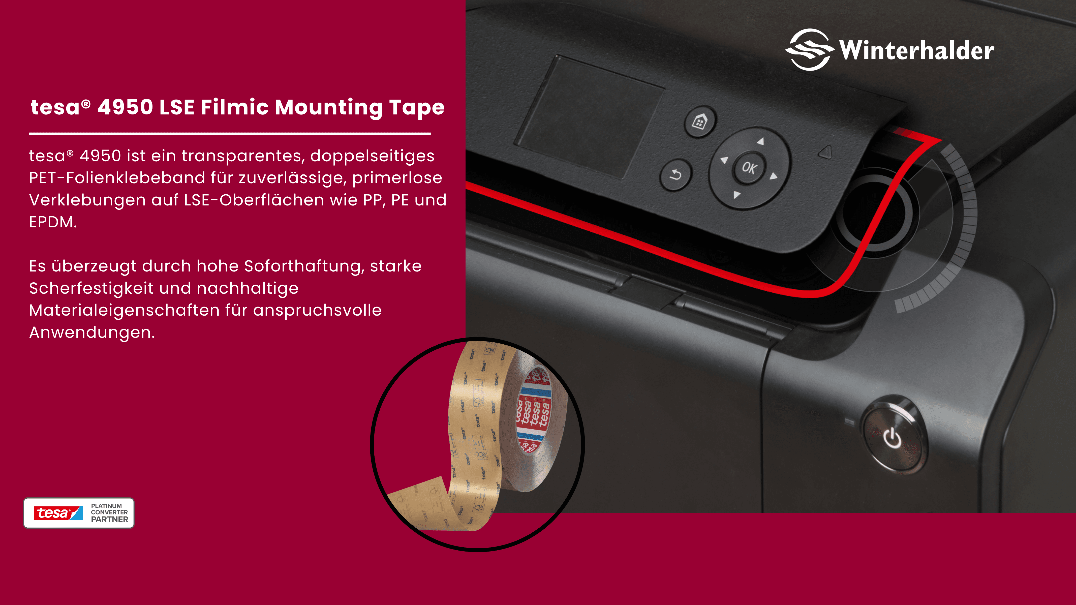 Ein Mann steht nachdenklich in einem stilvollen Industriegebäude, um ihn herum Textfelder, die verschiedene Themen behandeln.