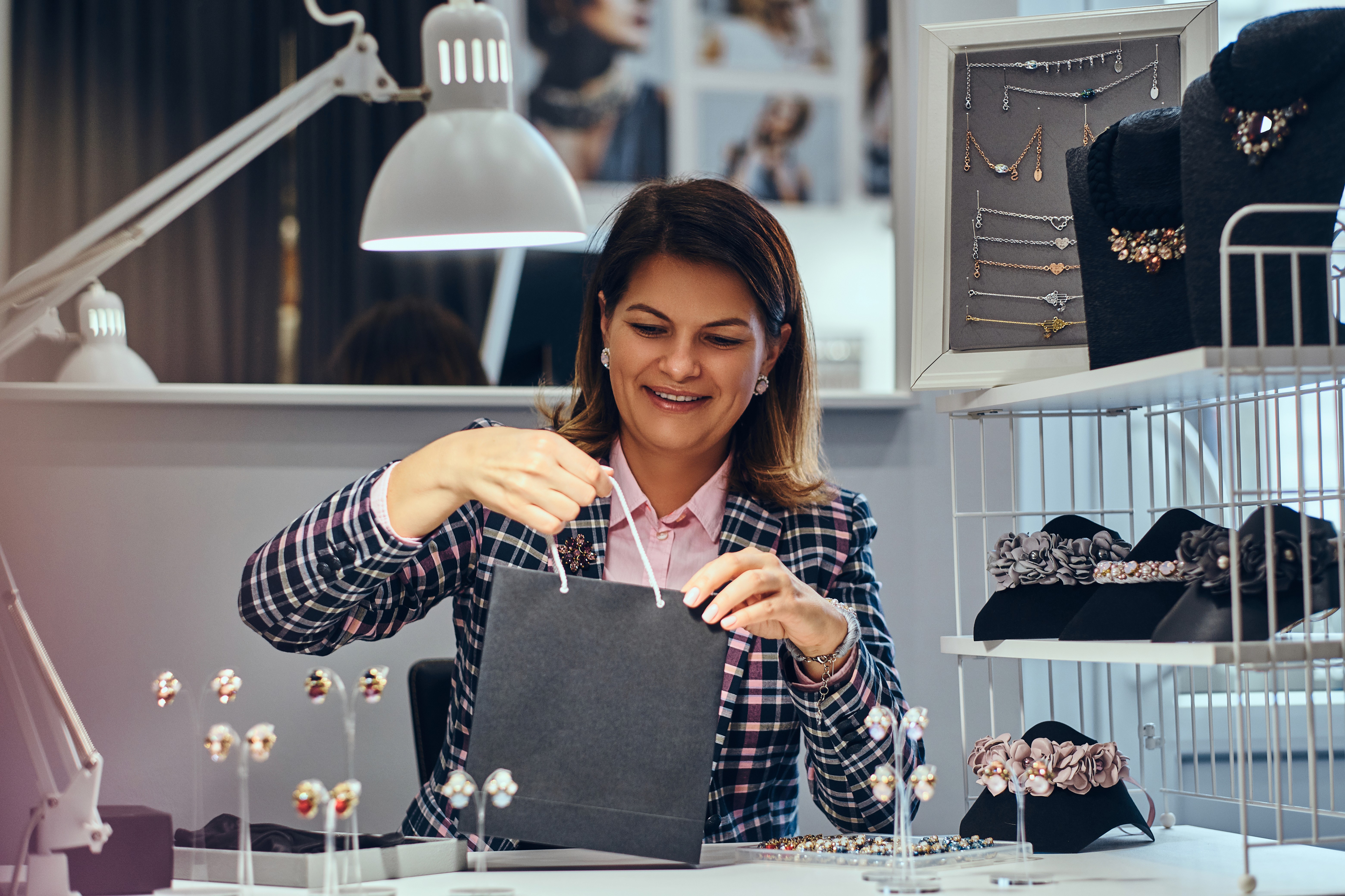 shopify chatbot jewelry stores