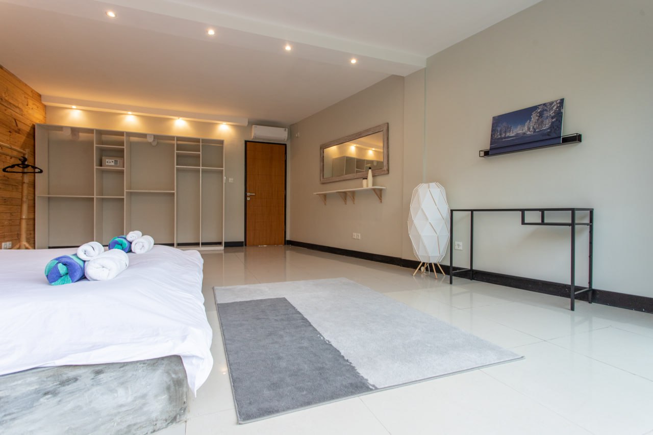 A freehold 3-bedroom villa with ocean views in Balian