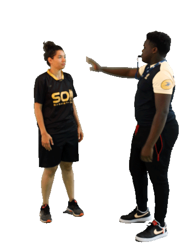Arbitre mettant une faute technique sur une joueuse. 