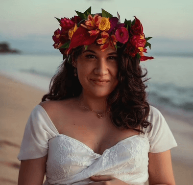 Angela portrait with lei po’o