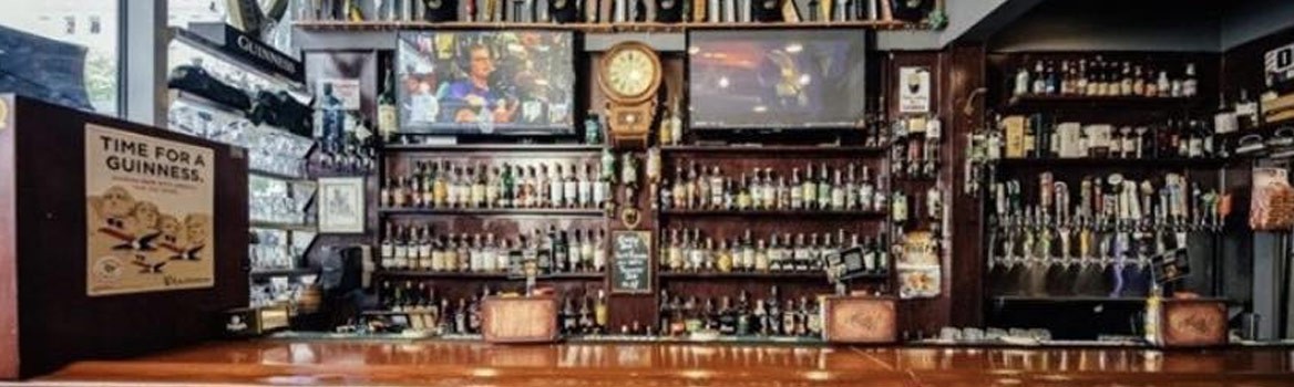 photograph of the inside of the crafty irishman in dallas