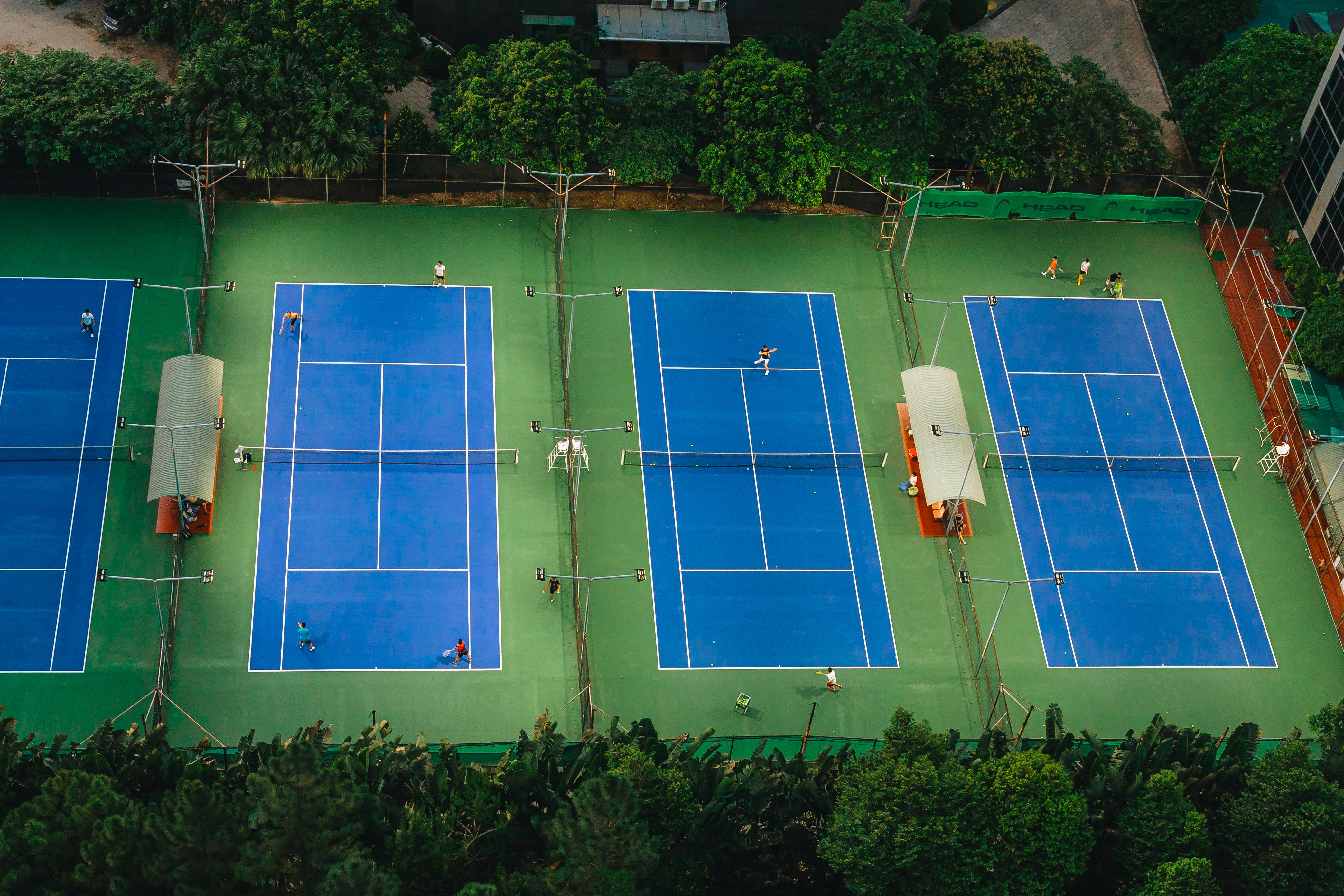 Club court