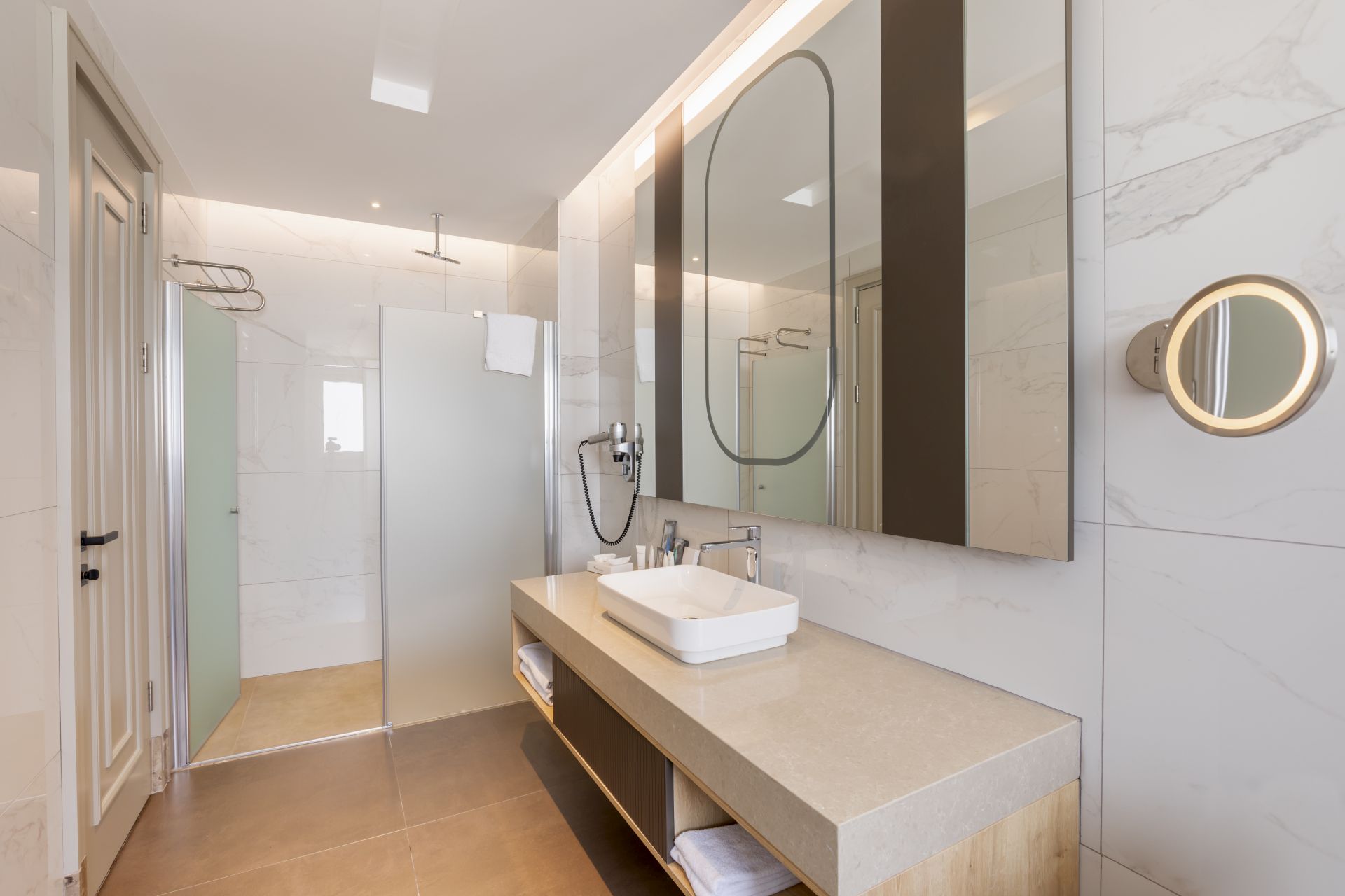 Deluxe Suite With Private Pool