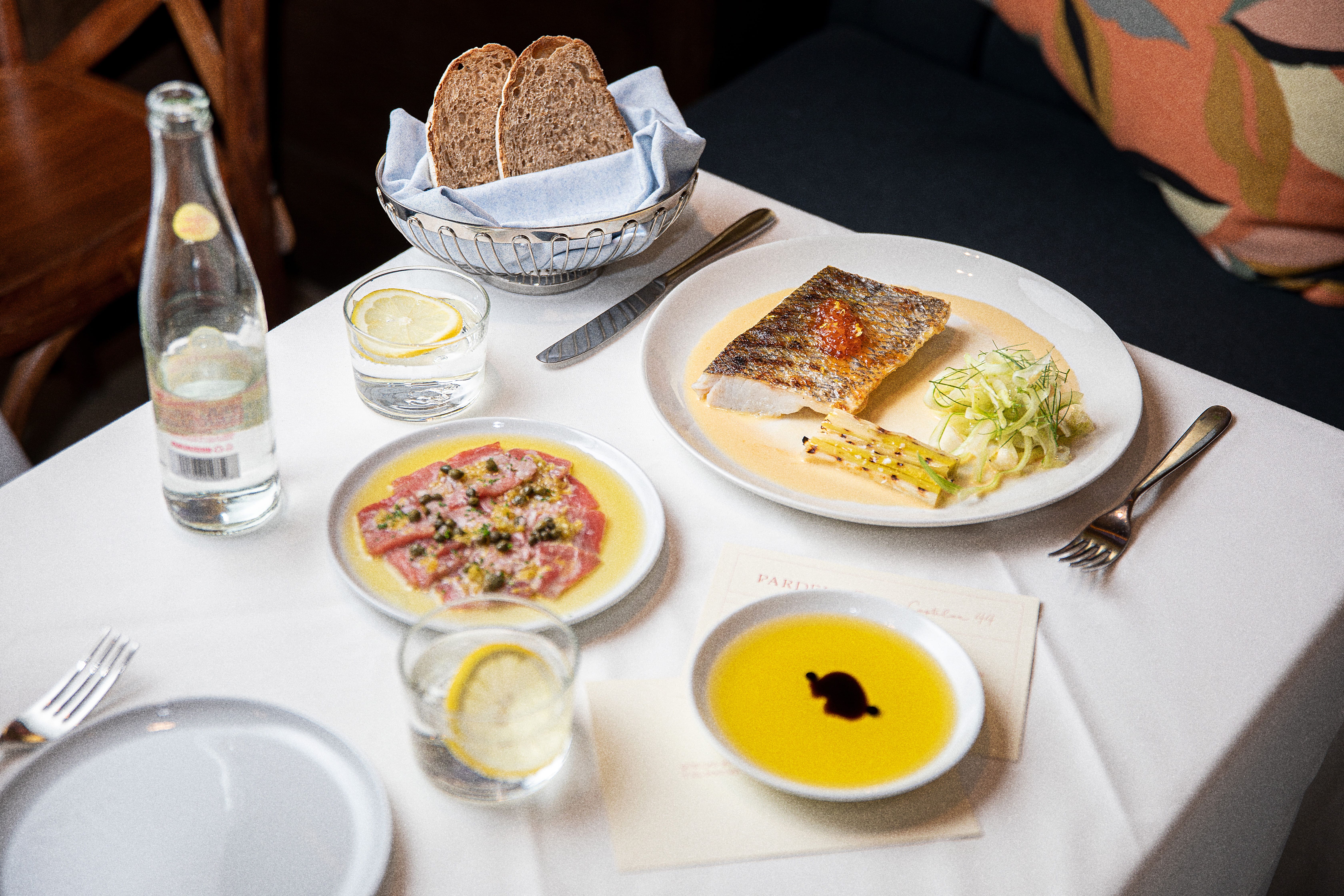 pardela restaurant table spread photo
