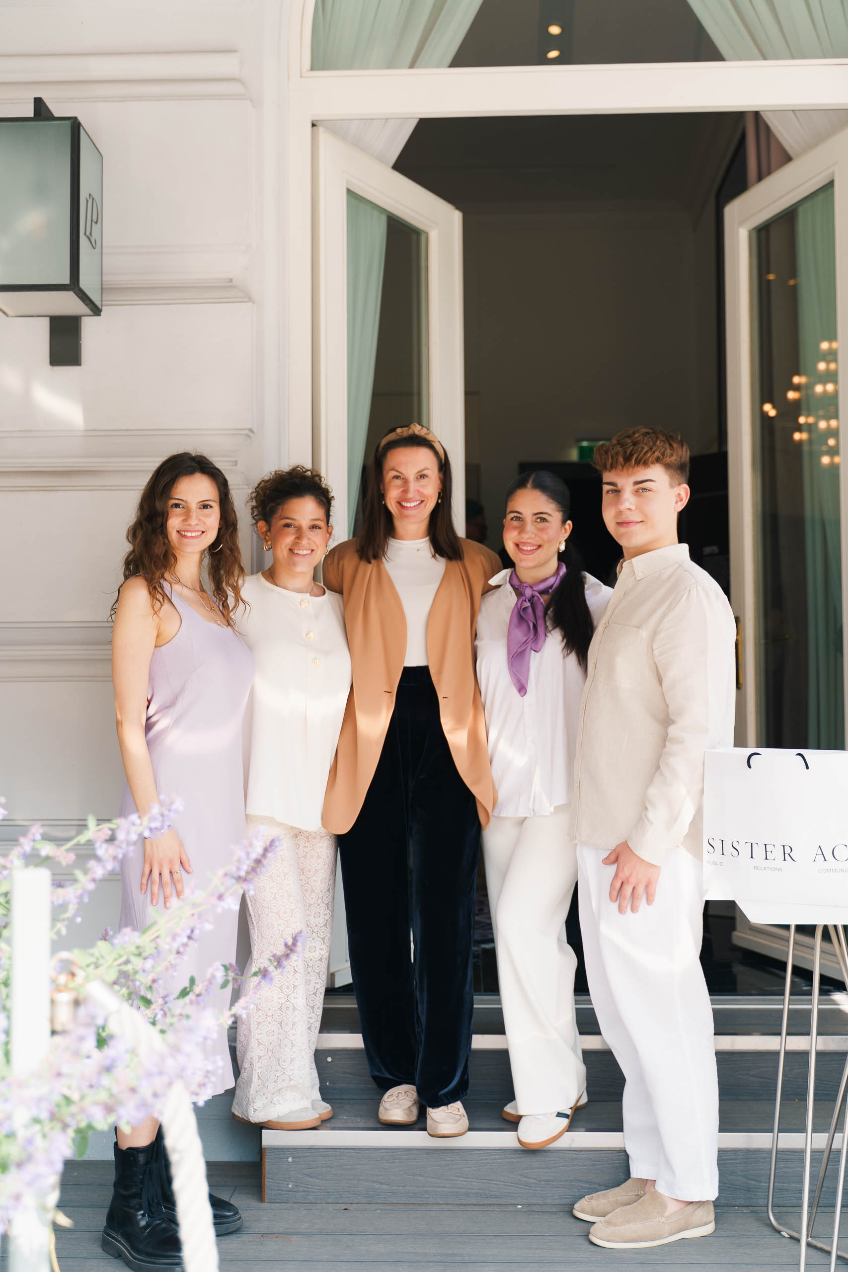 SisterAct Team bei Presse Tag Sans Souci Wien
