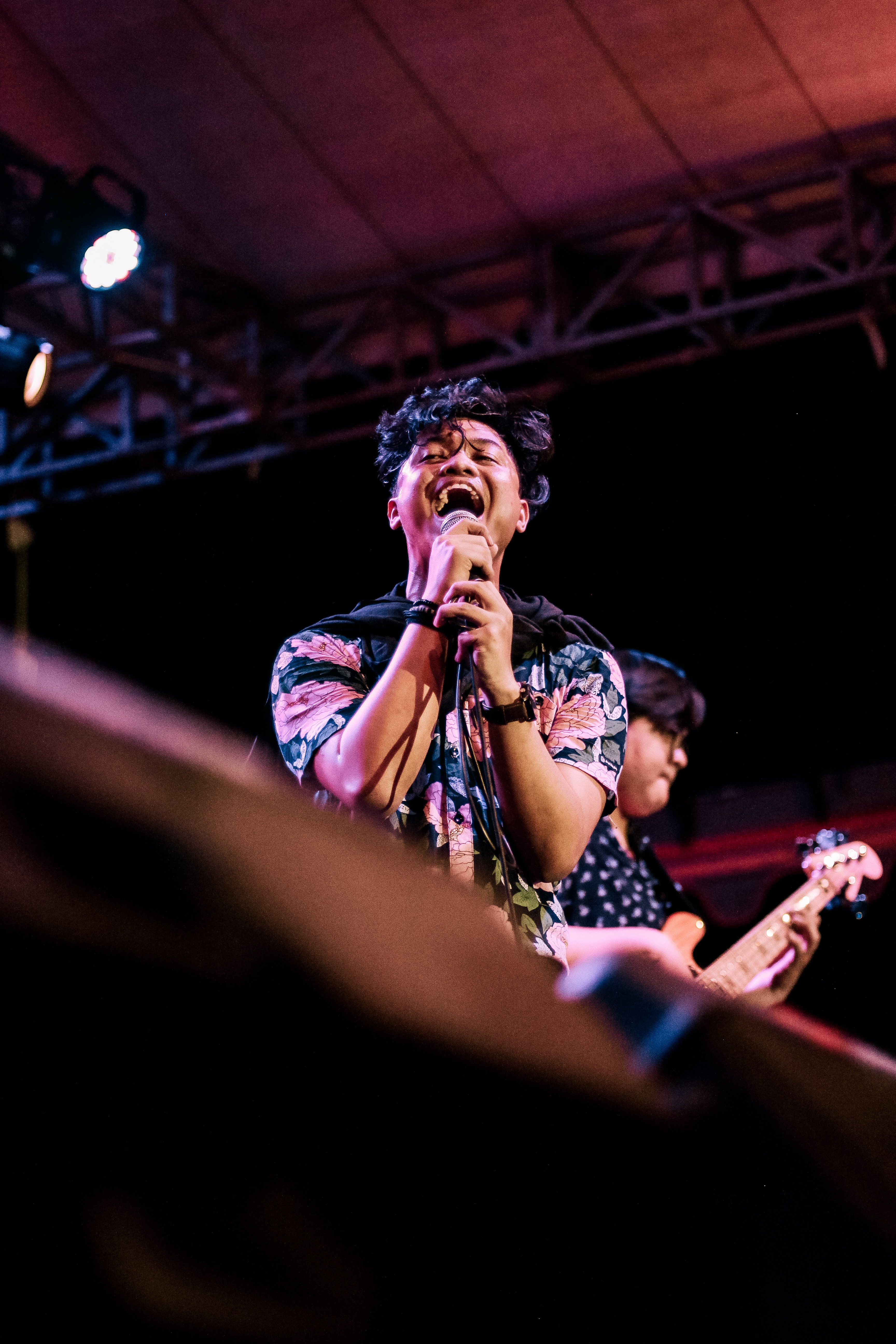 Vocalist of The Dexter, Perform at Aves Surabaya