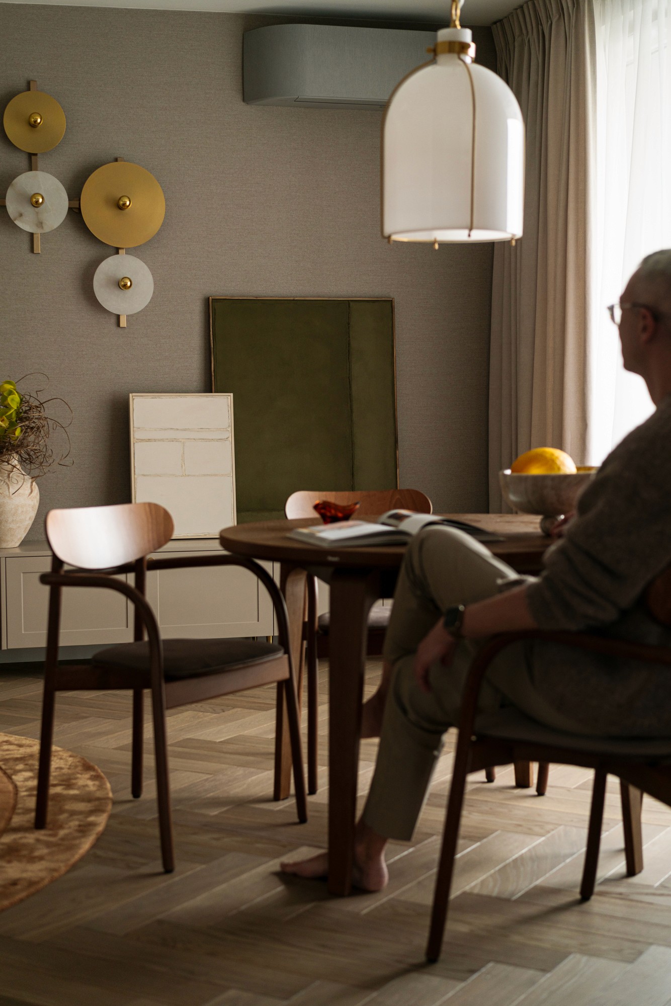 Modern room interior with minimal lamp