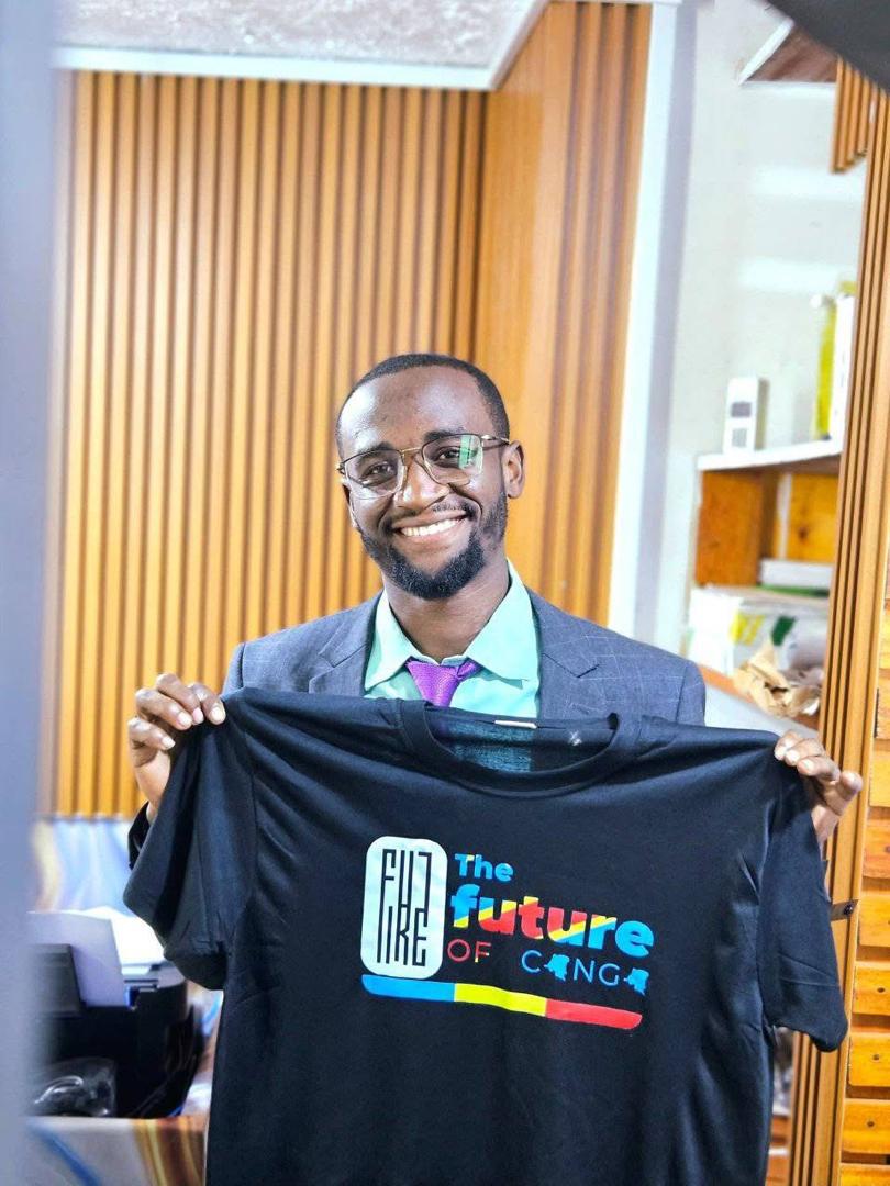 closeup photography of woman smiling