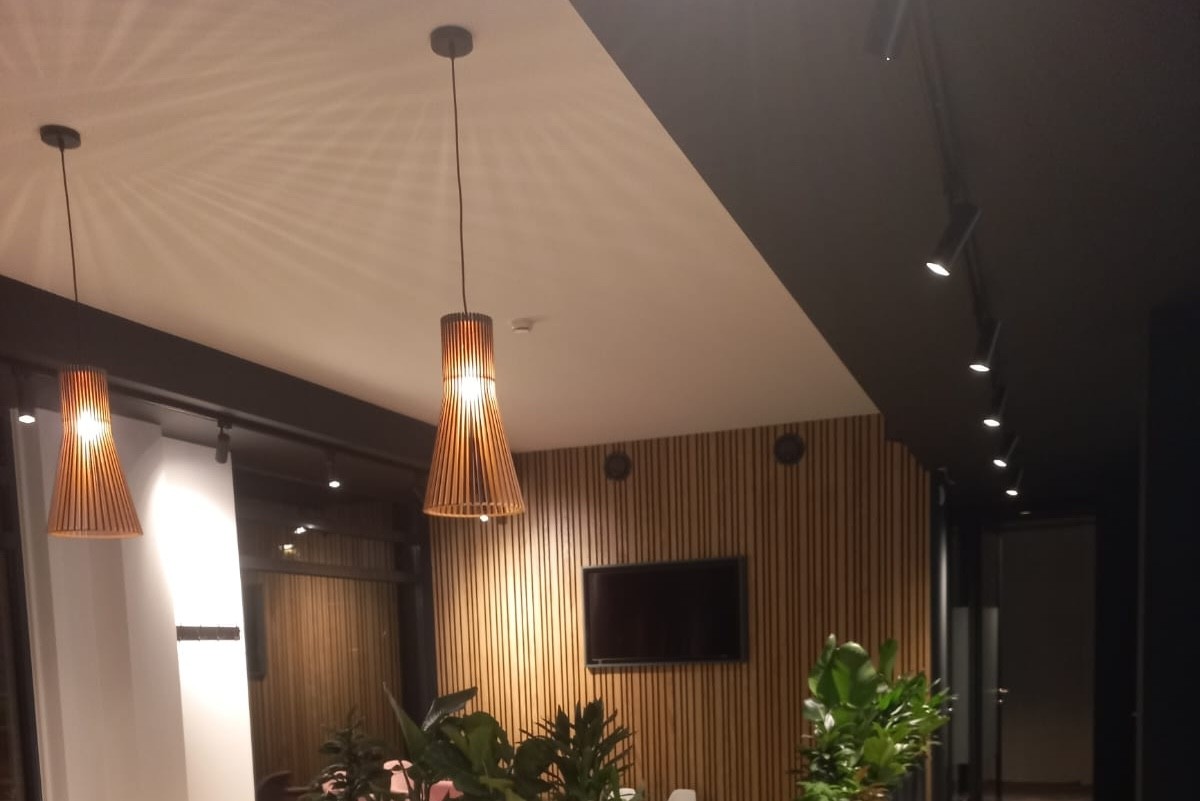 Project Van Voorst Elektrotechniek: Tandartspraktijk Pauw en Co